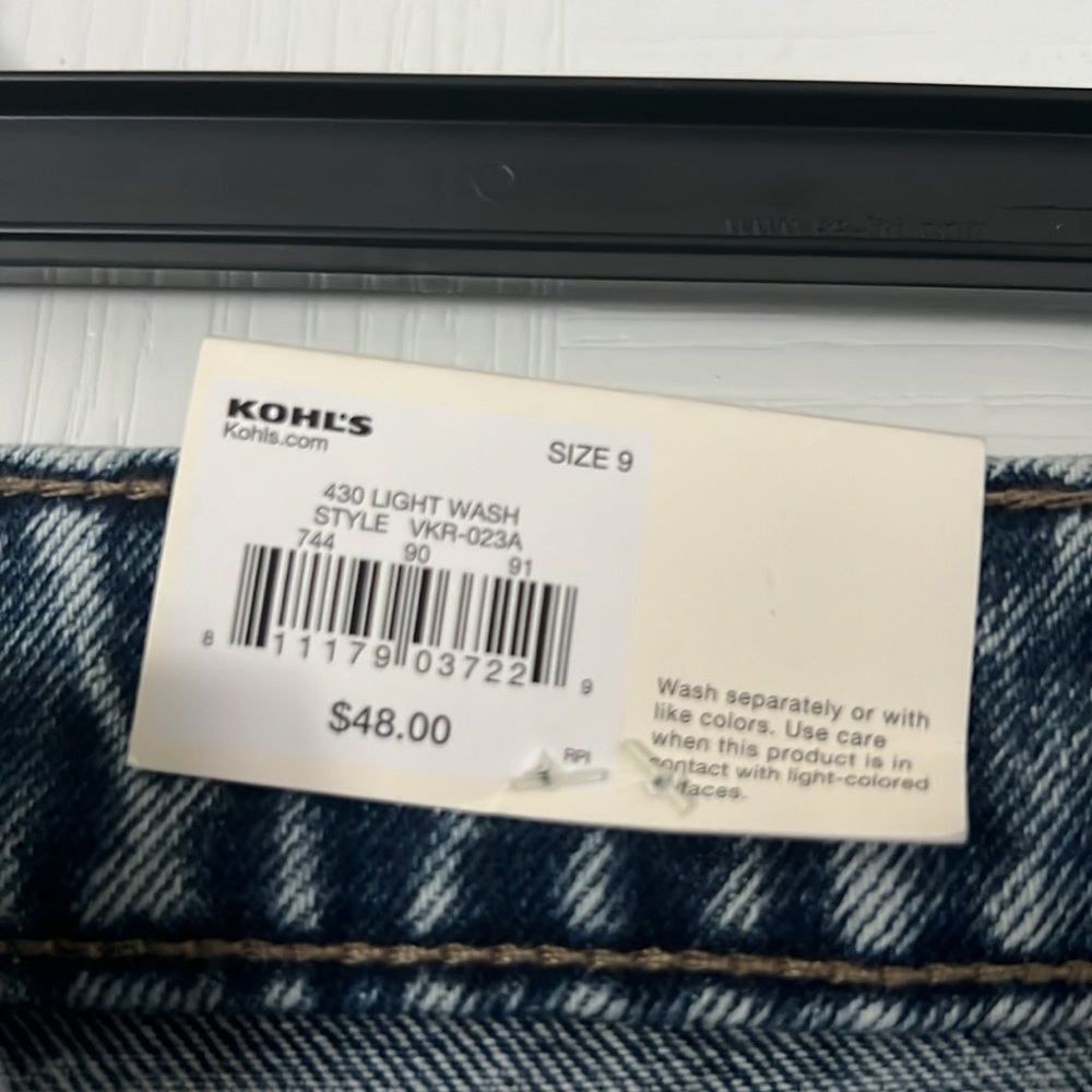 SO | NWT light washed high rise boot cut jeans - 9 juniors - Picture 8 of 8